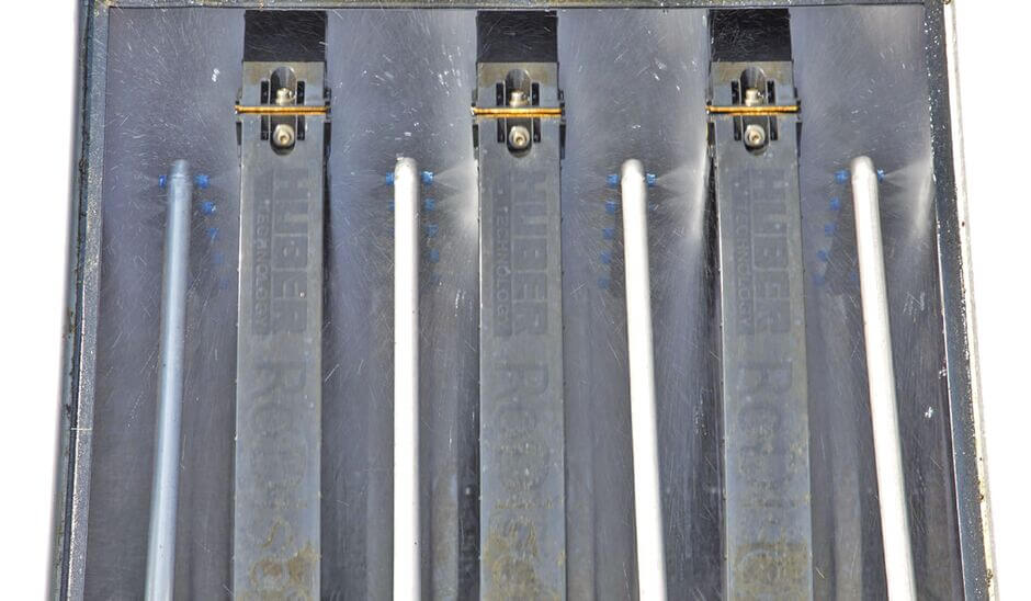 Backwashing of filter discs with filtrate – no external wash water required Backwashing of filter discs with filtrate – no external wash water required