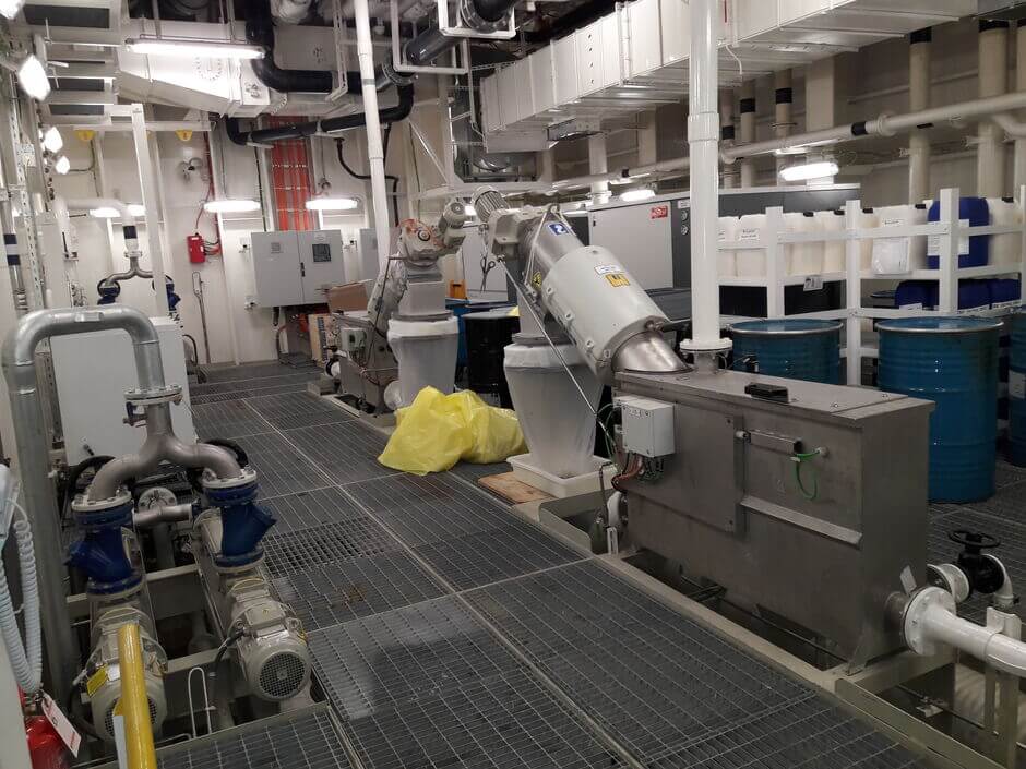 Wastewater treatment on a cruise ship: Two HUBER Micro Strainer ROTAMAT® Ro9 remove solids from the wastewater.