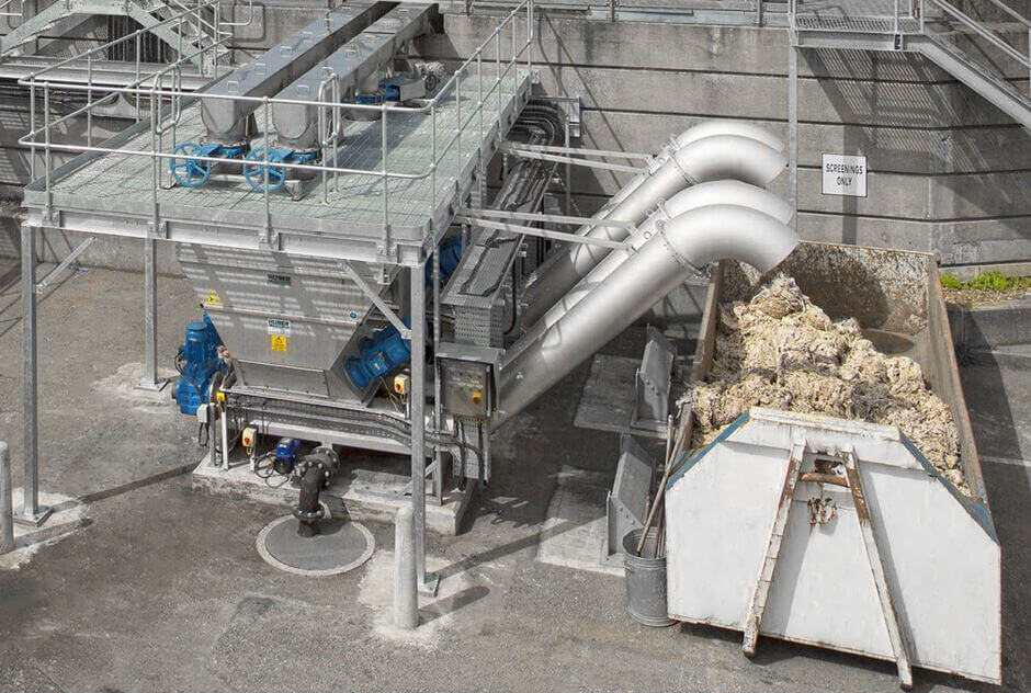 Well washed and virtually odorless screenings from a HUBER Screenings Wash Press WAP® SL, compacted to 50 % DS Well washed and virtually odorless screenings from a HUBER Screenings Wash Press WAP® SL, compacted to 50 % DS