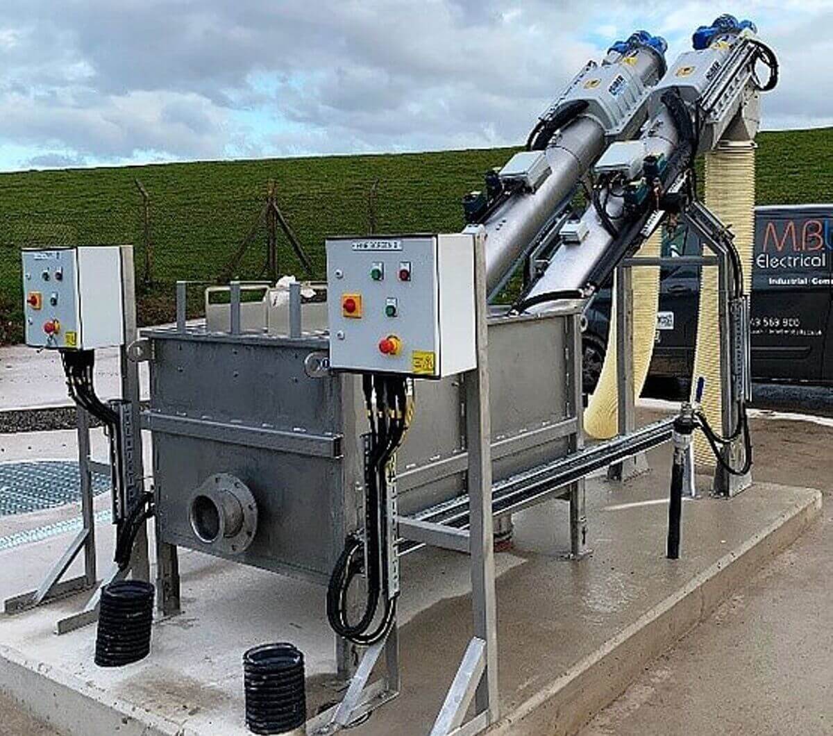 Award-winning HUBER Micro Strainer ROTAMAT® Ro9 installation - 3 mm 2D inlet screening at Westnewton WwTW Award-winning HUBER Micro Strainer ROTAMAT® Ro9 installation - 3 mm 2D inlet screening at Westnewton WwTW