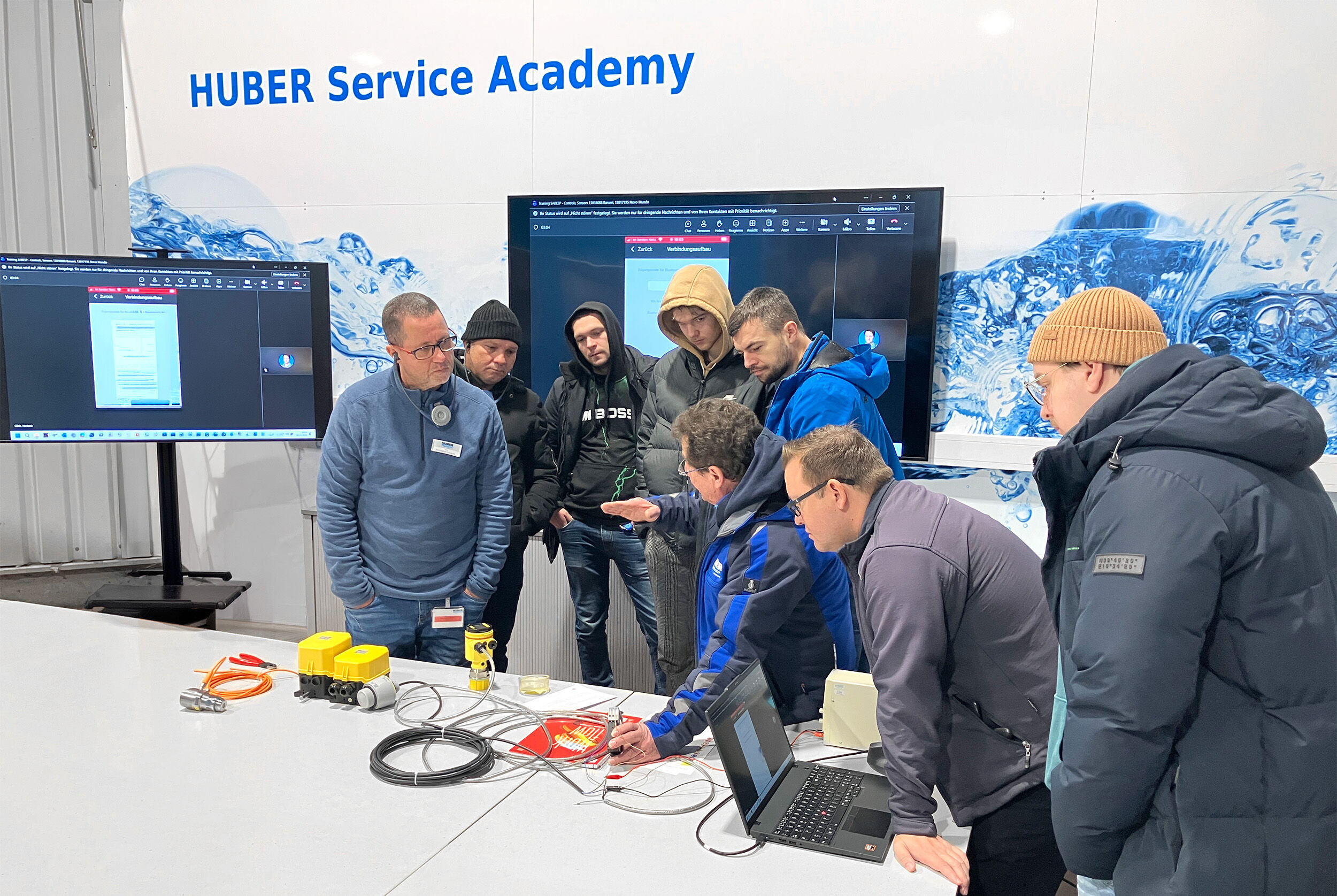 Practical training example: how to use surveying and levelling equipment.