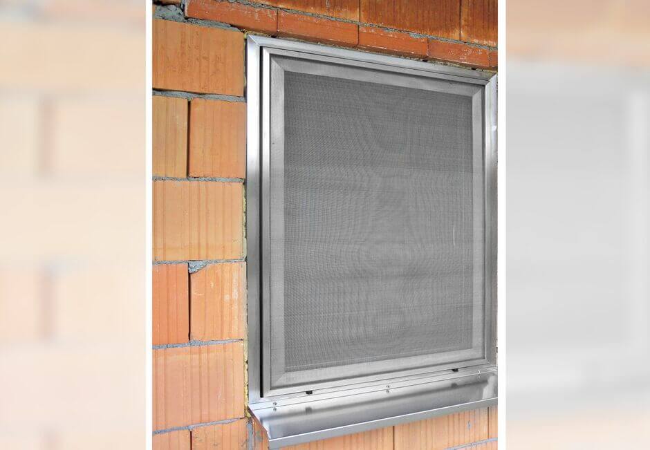 HUBER window with thermo glass and hinged frame F2 HUBER window with thermo glass and hinged frame F2