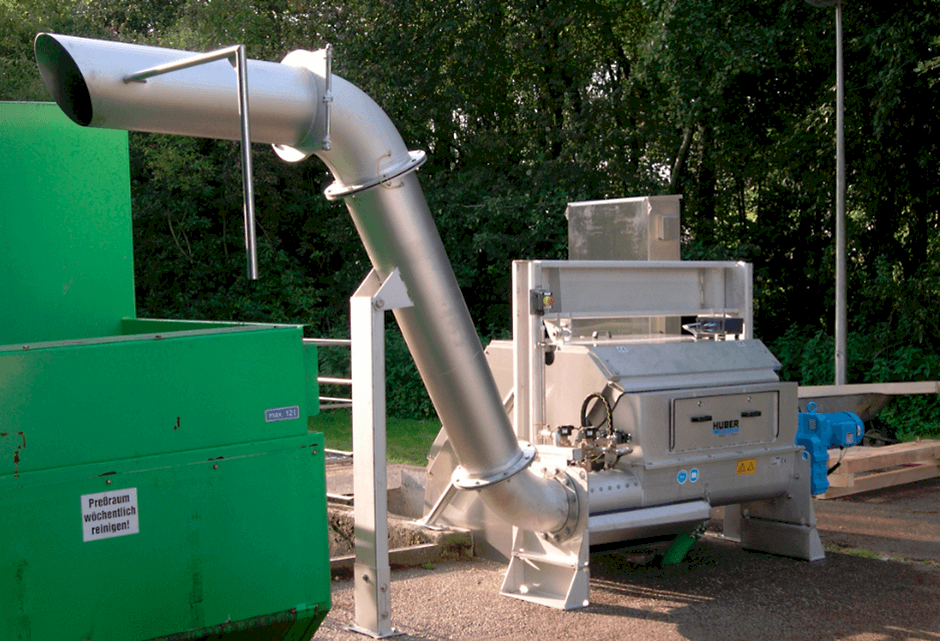 HUBER Waschpresse WAP® in einer typischen Kombination mit einem HUBER Stufenrechen STEP SCREEN® HUBER Waschpresse WAP® in einer typischen Kombination mit einem HUBER Stufenrechen STEP SCREEN®