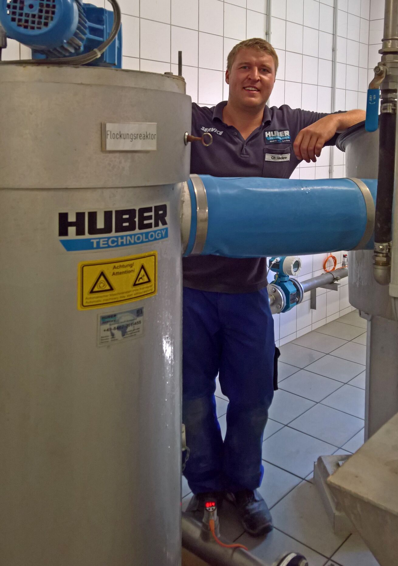 Christoph Mederer im Einsatz als HUBER Servicetechniker Mechanik international Christoph Mederer im Einsatz als HUBER Servicetechniker Mechanik international