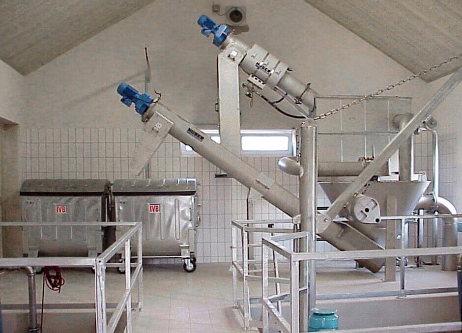 HUBER Coanda Kompaktanlage ROTAMAT® Ro5 C: Siebung und Sandfang in einer Maschine HUBER Coanda Kompaktanlage ROTAMAT® Ro5 C: Siebung und Sandfang in einer Maschine