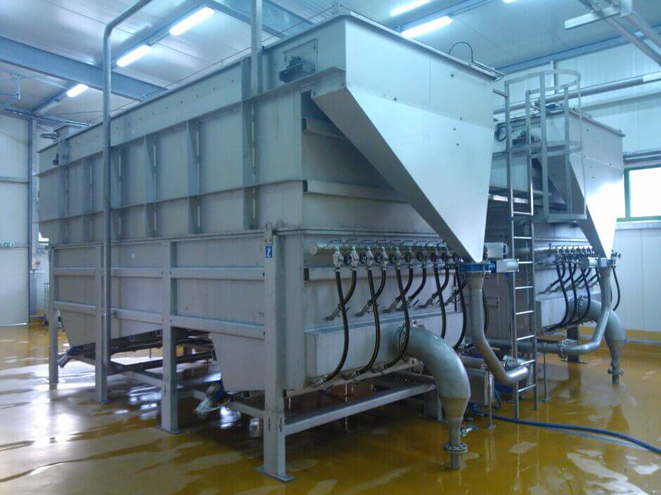 HUBER Dissolved Air Flotation HDF for the treatment of pre-purified wastewater from a fruit processing plant.