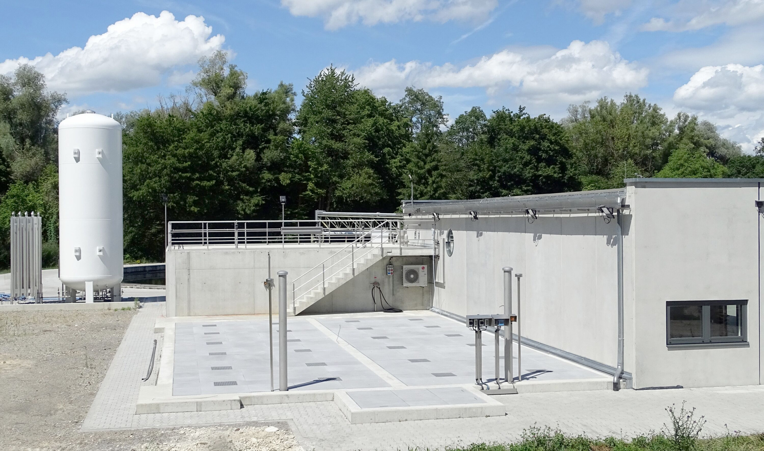 Gesamtansicht der Spurenstoffentfernung Uhldingen-Mühlhofen. Gesamtansicht der Spurenstoffentfernung Uhldingen-Mühlhofen.