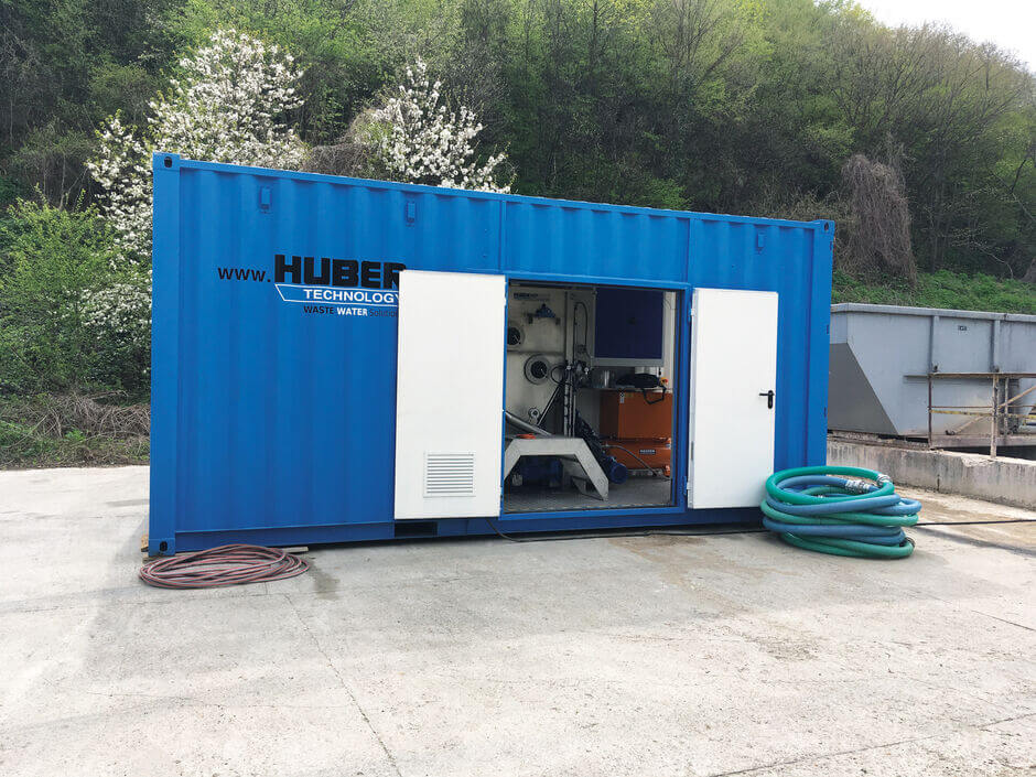 Mobile pilot unit of a HUBER Dissolved Air Flotation Plant HDF Mobile pilot unit of a HUBER Dissolved Air Flotation Plant HDF