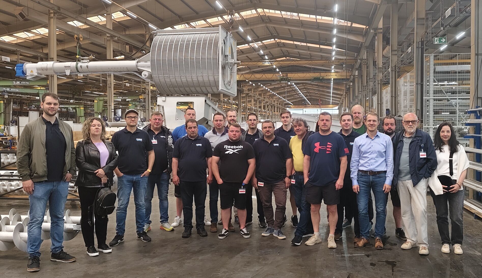 img-o-nas-team-01
