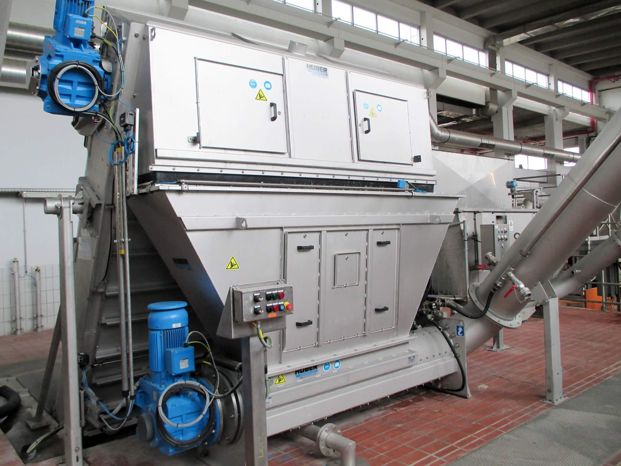 HUBER Wash Press WAP® HD 8 unit for screenings treatment HUBER Wash Press WAP® HD 8 unit for screenings treatment