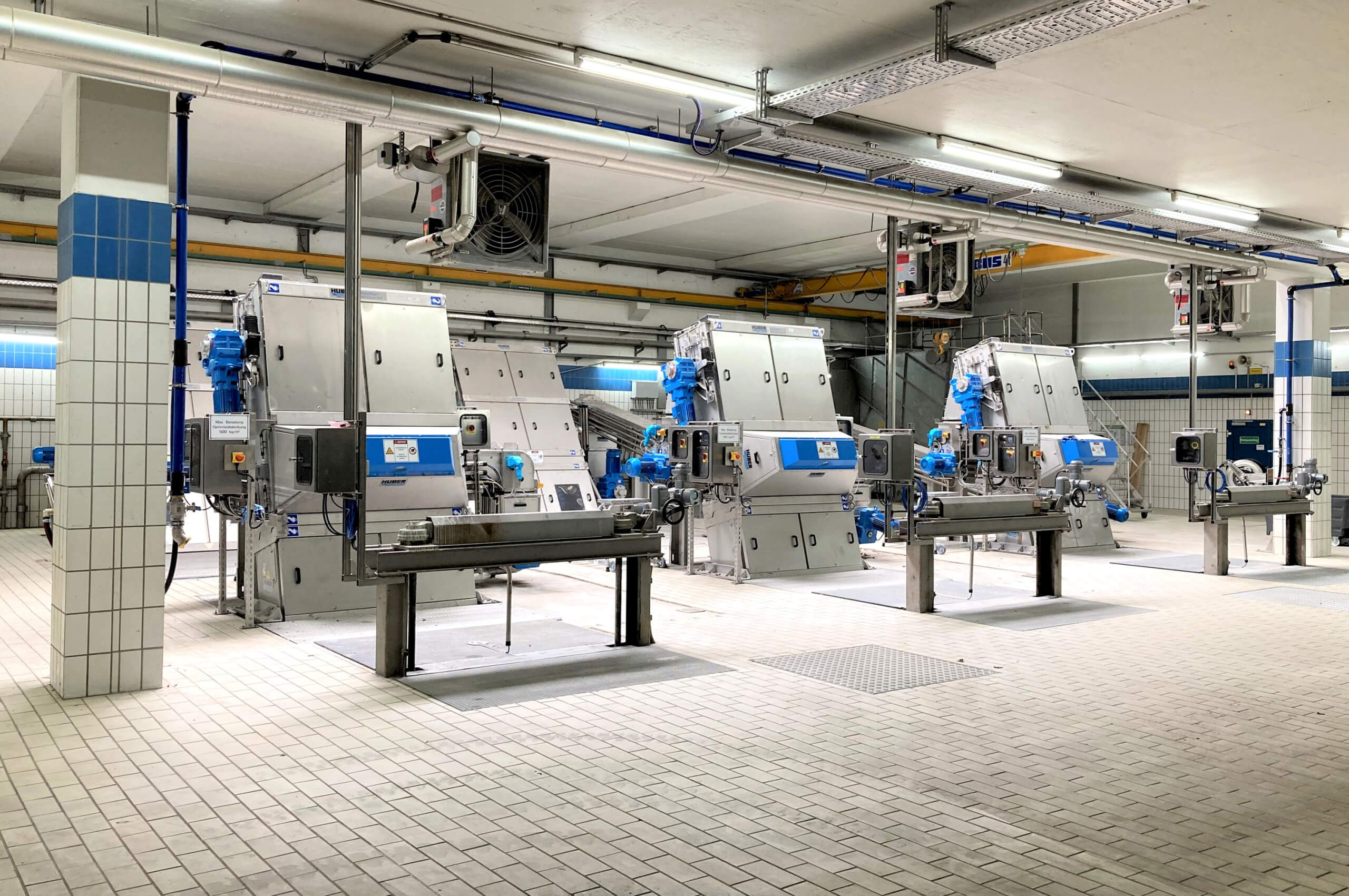 Die „Jubiläumsmaschine“ RakeMax® in ihrer Basisausführung im Hauptzulauf einer Kläranlage img-casestudy-22-02-erfolgsgeschichte-01