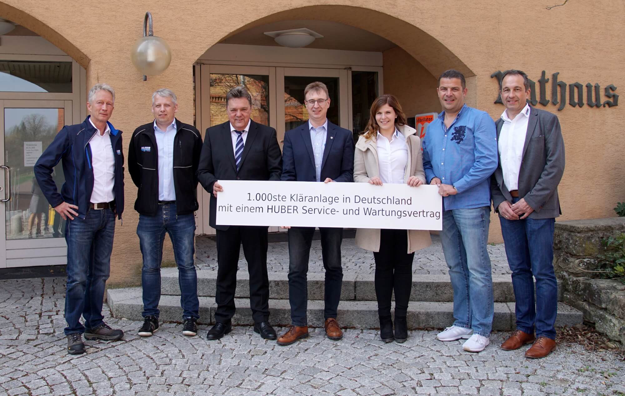 Left to right: Frank Hill, Josef Stephan, Paul Neumaier, Mayor Raimund Müller, Verena Burger, Chief Officer Lars Freytag, Elmar Börsig