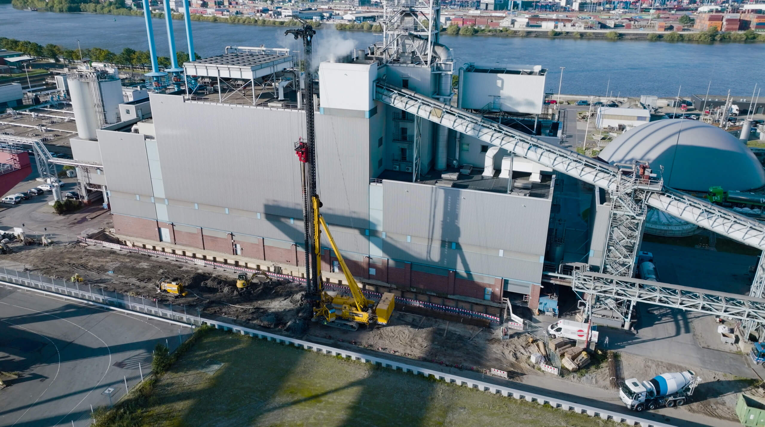 Aerial view of the construction work for the expansion of VERA II. (© HAMBURG WASSER) Aerial view of the construction work for the expansion of VERA II. (© HAMBURG WASSER)