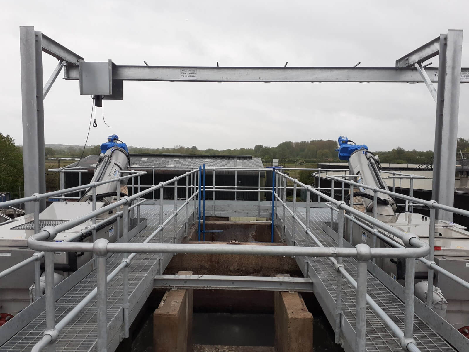 2x HUBER Sludge Acceptance Plant ROTAMAT® Ro3/1200/355 units installed at Wanlip STW img-casestudy-20-05-wanlip-01