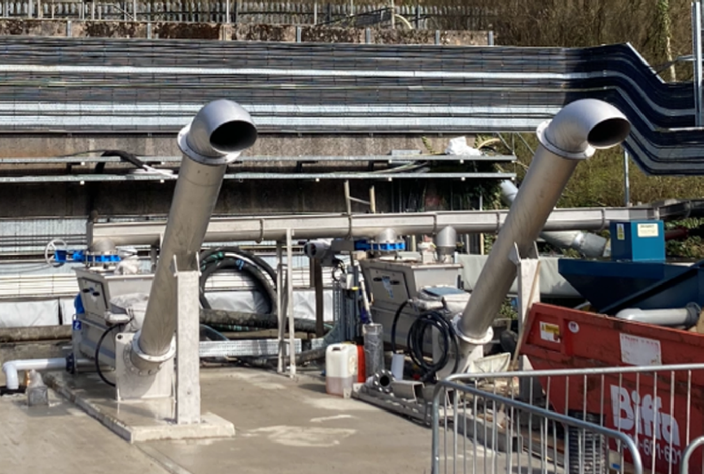 New HUBER WAP® L (launder channel) size 4 Screenings Handling Plants img-casestudy-22-11-uk-buxton-05