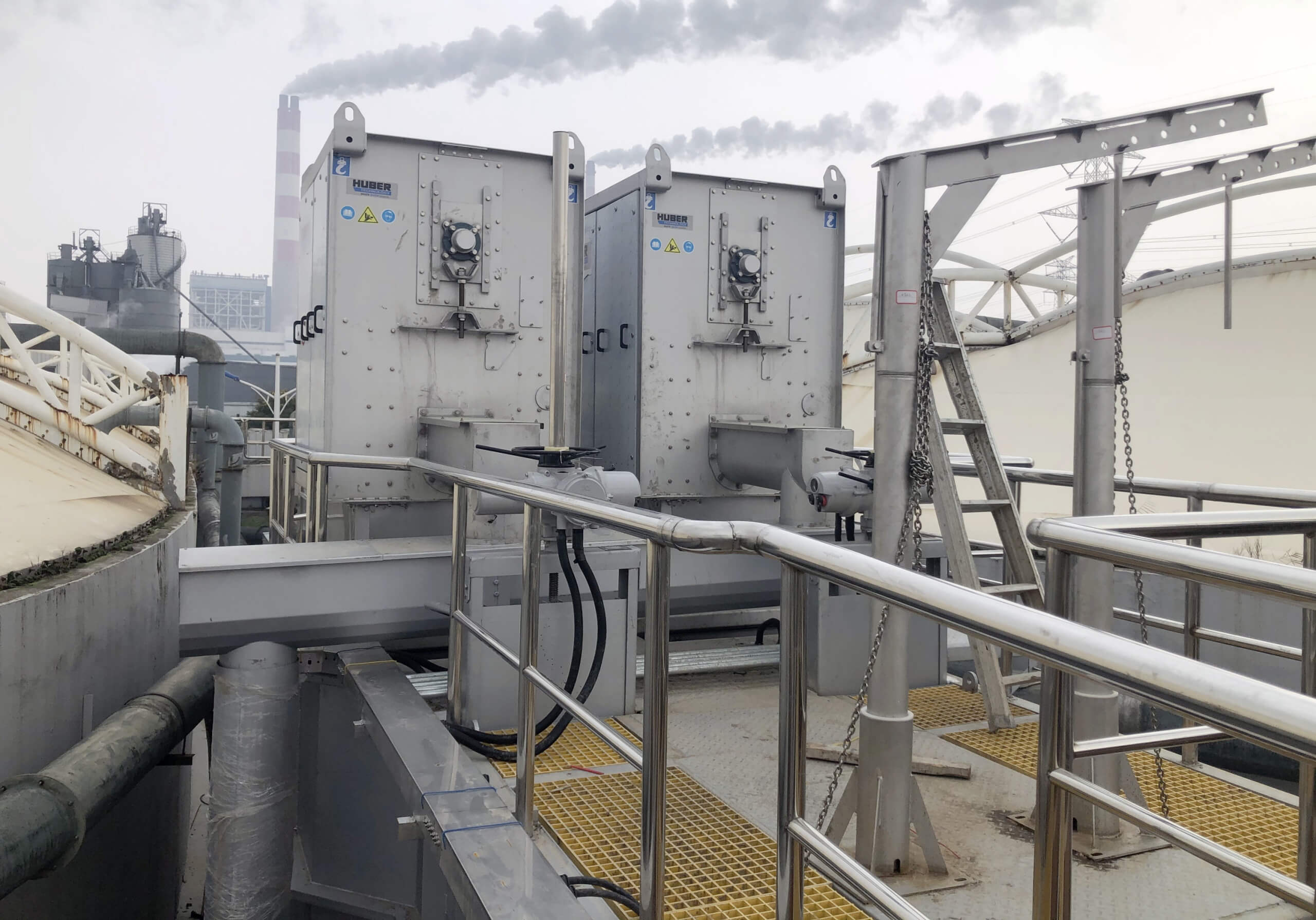 HUBER Band Screen CenterMax® pp in 90° installation for maximum space saving
 HUBER Band Screen CenterMax® pp in 90° installation for maximum space saving