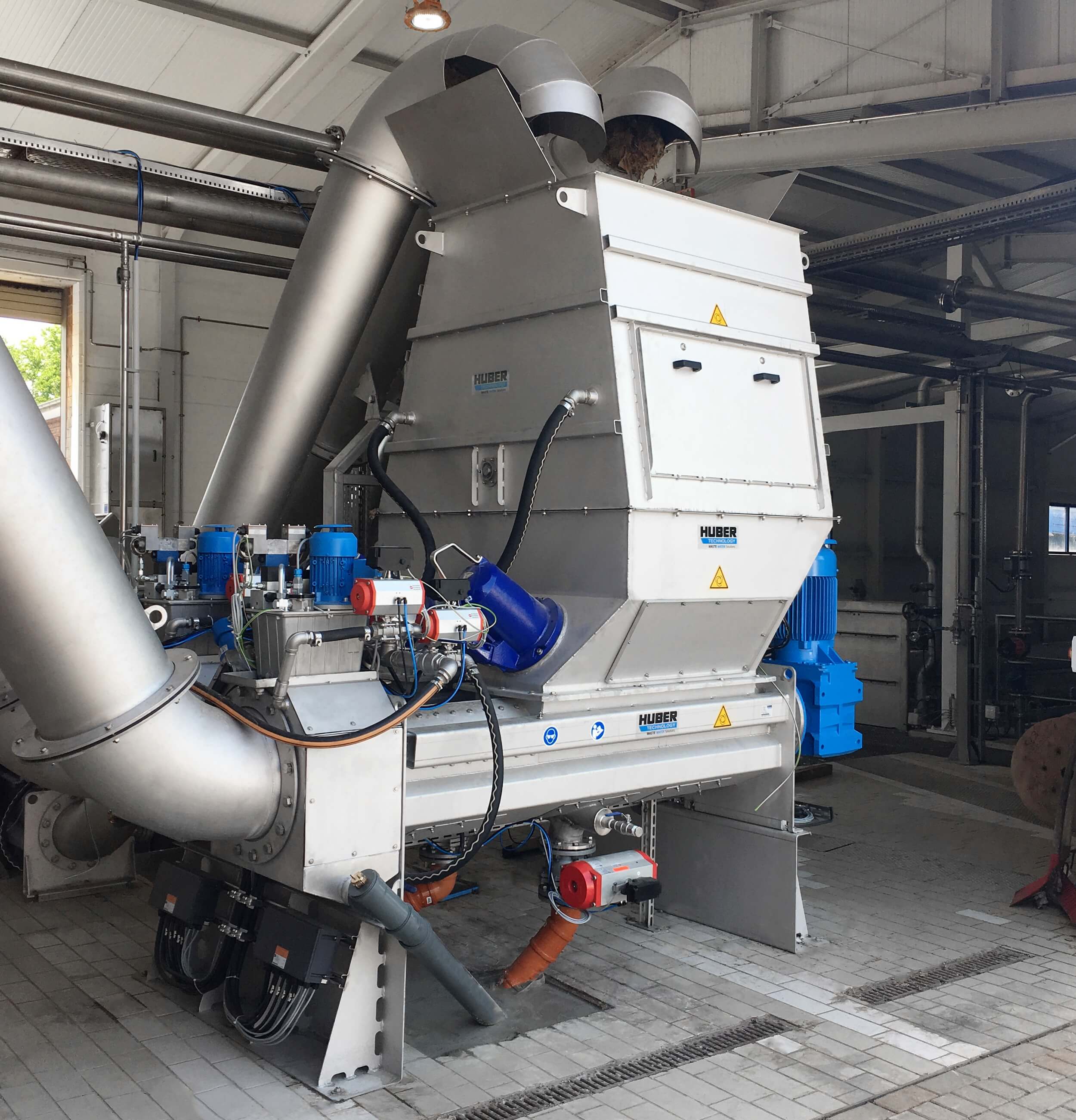 Das hydraulische Hochdruckpressteil am Ende der Waschpresse garantiert höchste TR-Werte Das hydraulische Hochdruckpressteil am Ende der Waschpresse garantiert höchste TR-Werte