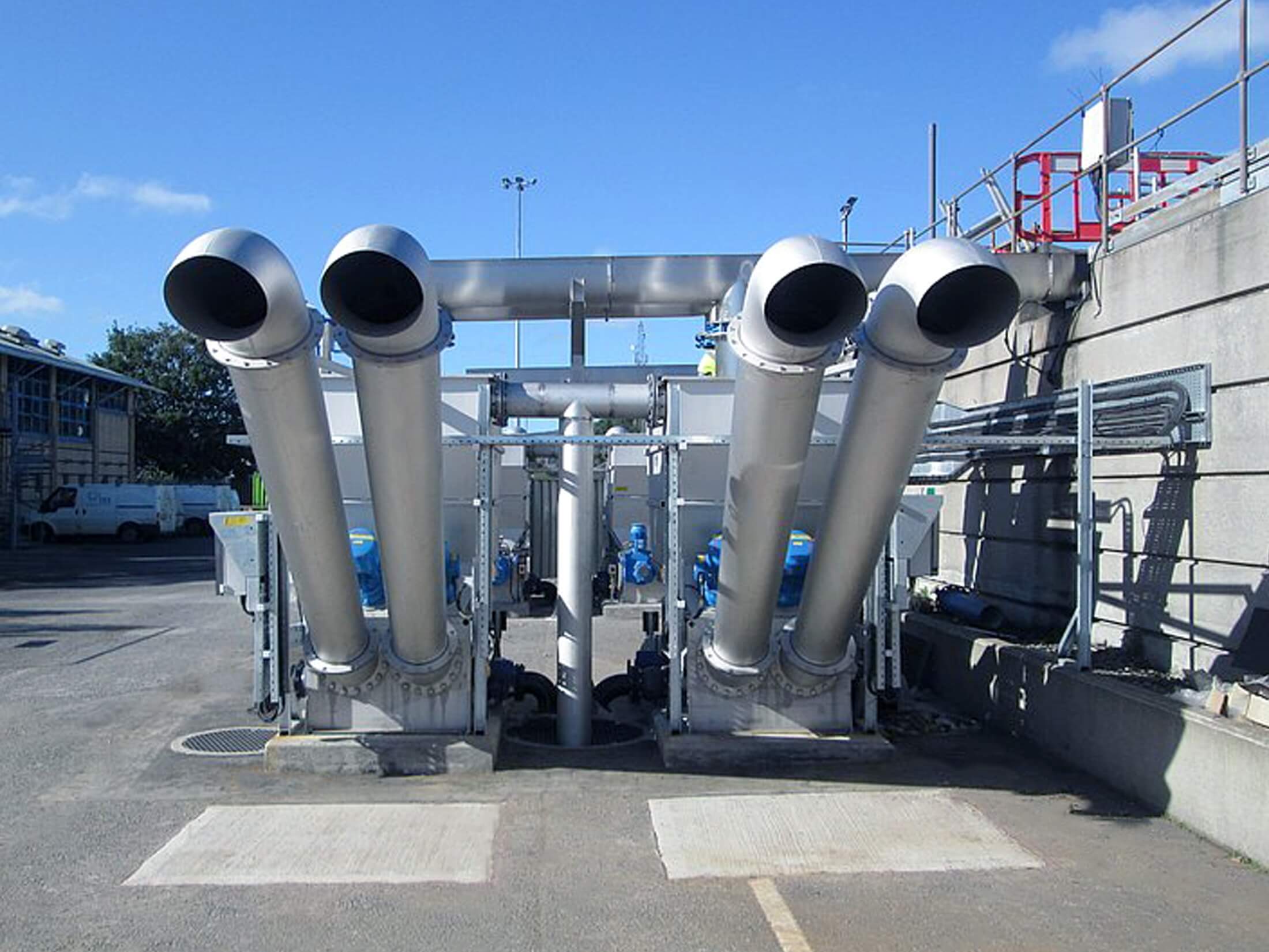 Redundant, double-screw HUBER Screening Wash Presses WAP® SL 12, feed is realized by a open-top launder channel  Redundant, double-screw HUBER Screening Wash Presses WAP® SL 12, feed is realized by a open-top launder channel