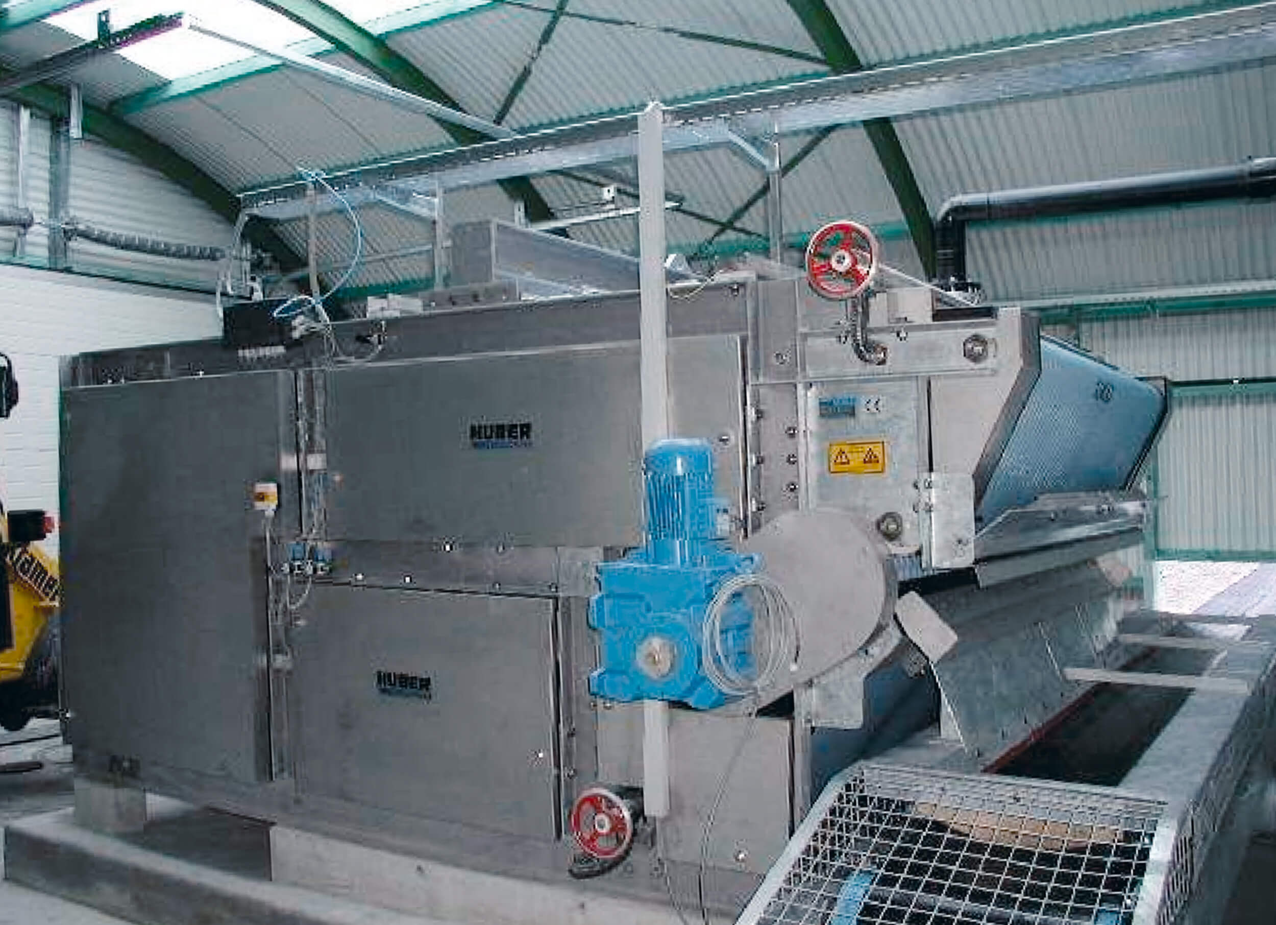 HUBER Bogenpress B-PRESS for drilling sludge dewatering HUBER Bogenpress B-PRESS for drilling sludge dewatering