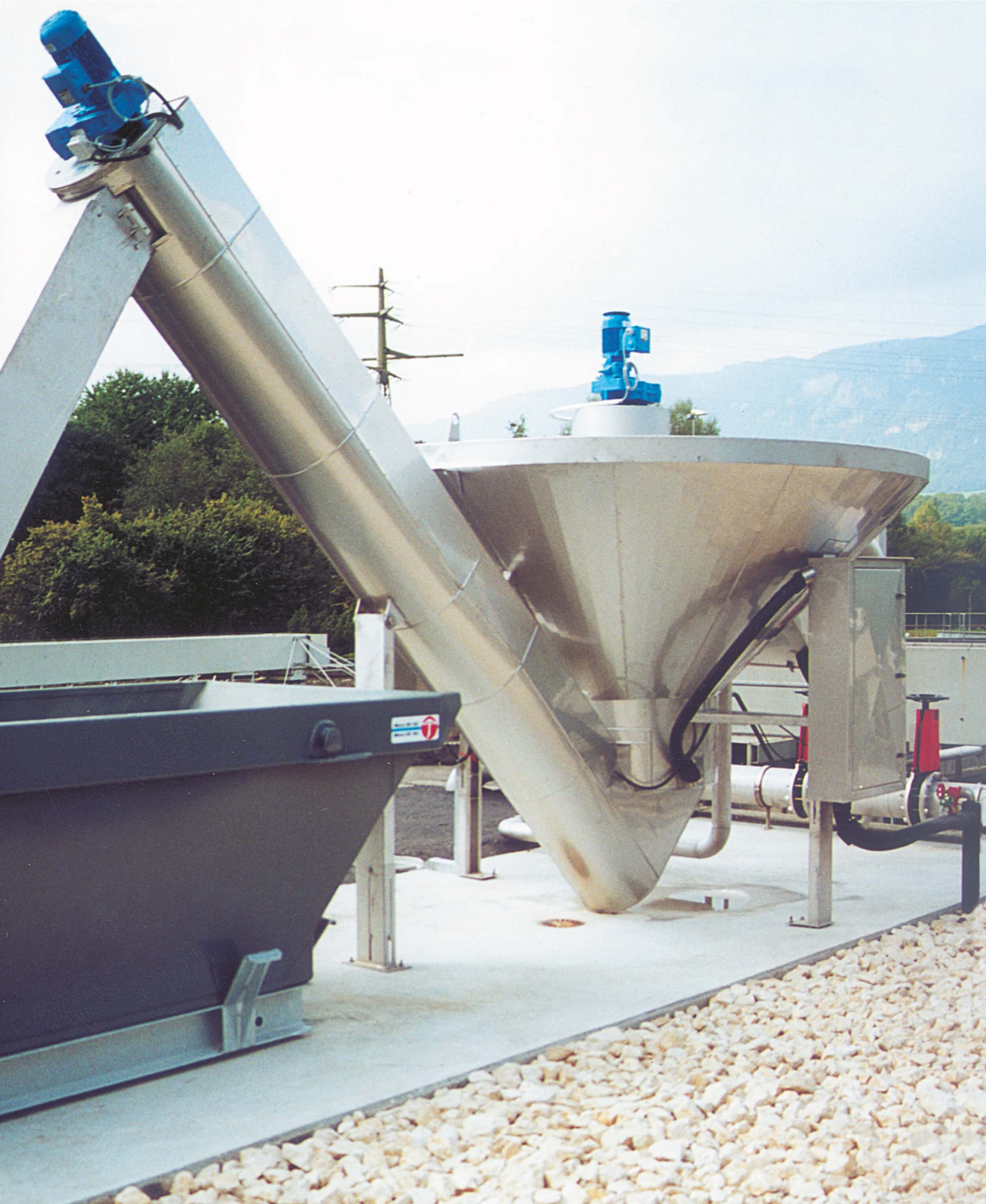 Innovative technology: HUBER Coanda Grit Washer RoSF4 size III with frost protection for outdoor installation Innovative technology: HUBER Coanda Grit Washer RoSF4 size III with frost protection for outdoor installation