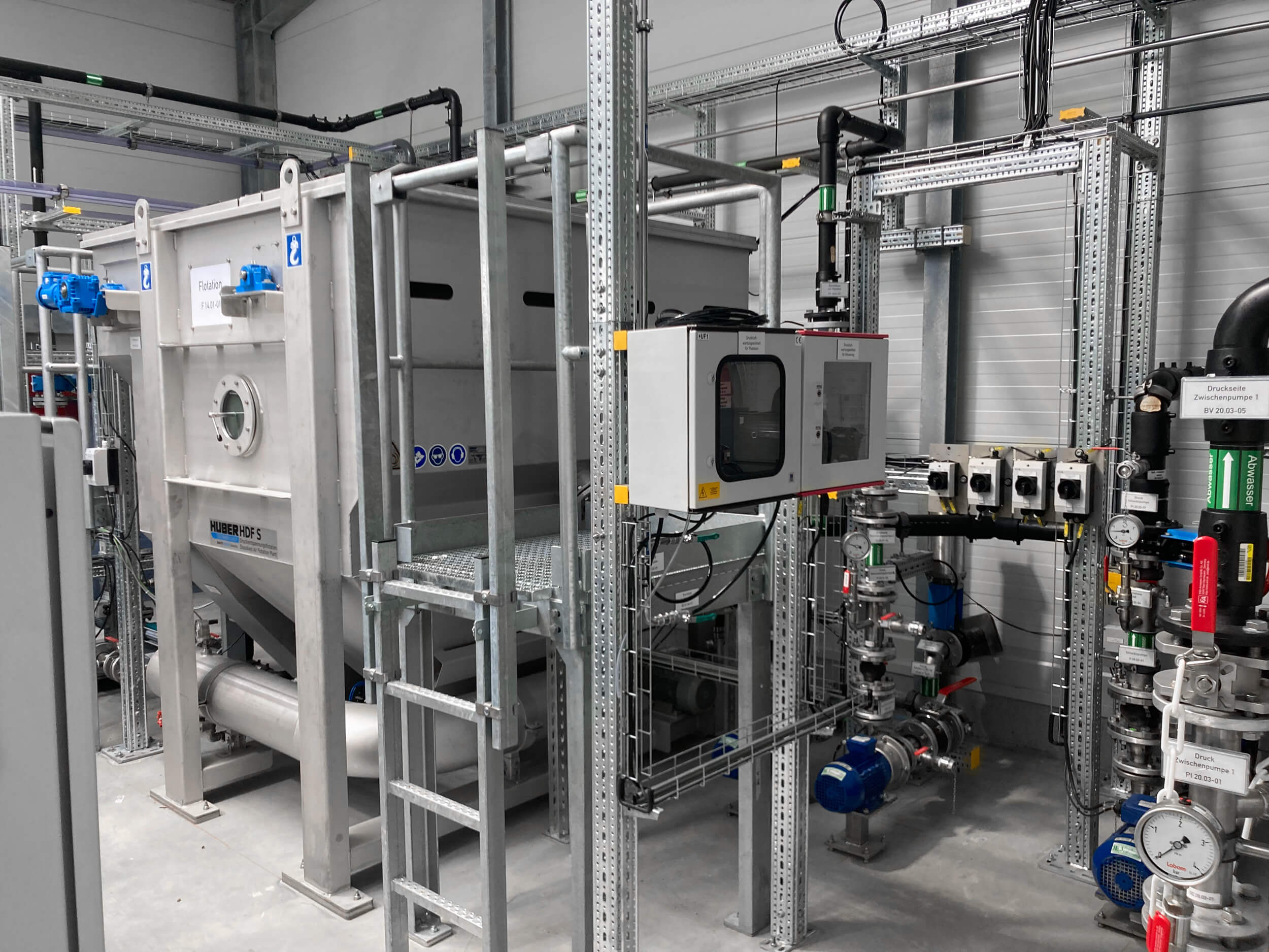 HUBER Dissolved Air Flotation HDF S2 with various peripherals