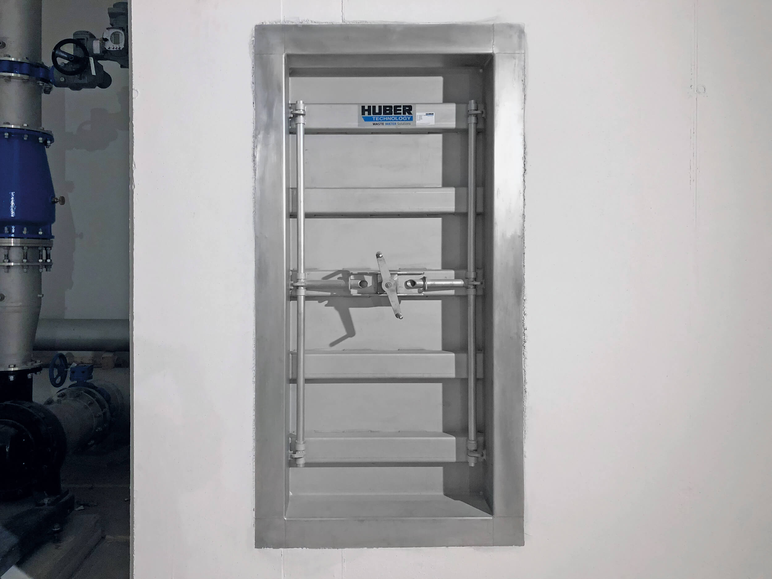 HUBER Rectangular Pressure-Tight Door TT7.Z with Central Lock HUBER Rectangular Pressure-Tight Door TT7.Z with Central Lock