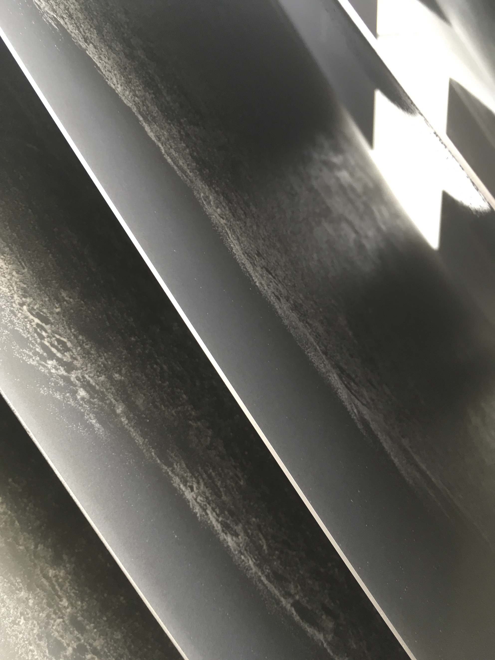 Seperated fine grit retained on the lamellae img-blog14-2-gritwolf-muni-2018